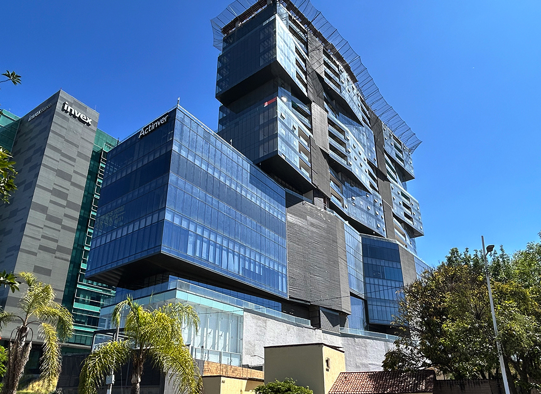 Exterior view of Torre Héredit