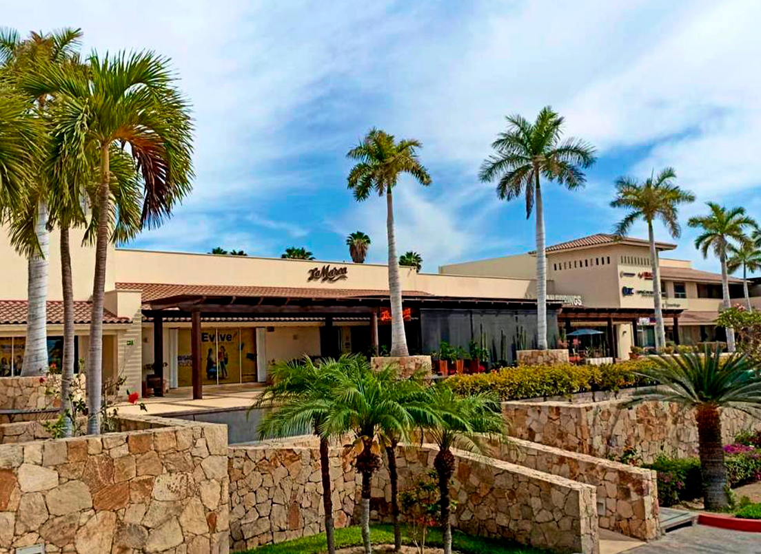 Exterior view of Plaza Península